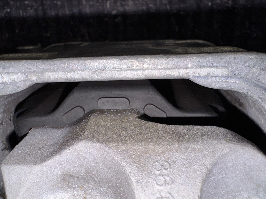 Подушка двигателя, 3730 рублей, Красноярск