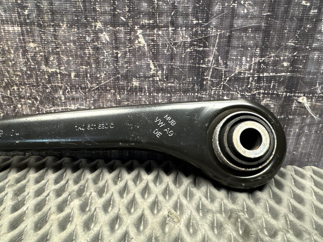 Рычаг подвески, 1520 рублей, Красноярск