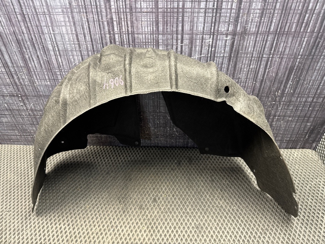 Подкрылок, 2710 рублей, Красноярск