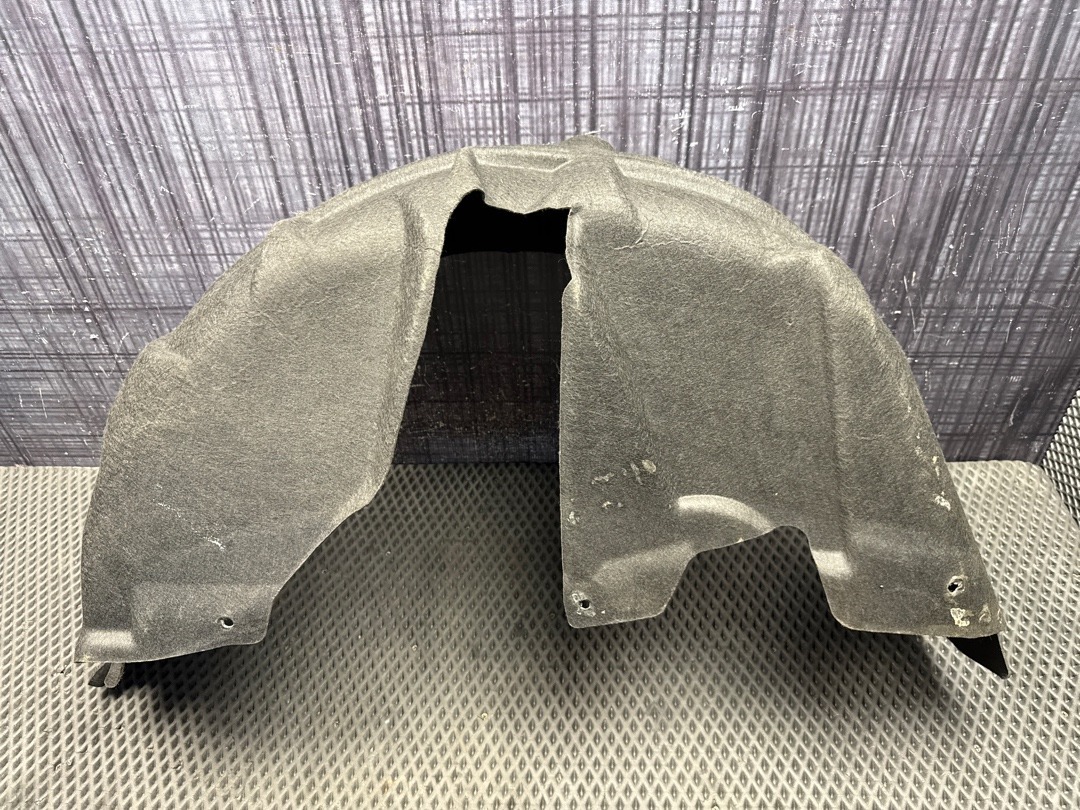 Подкрылок, 2710 рублей, Красноярск