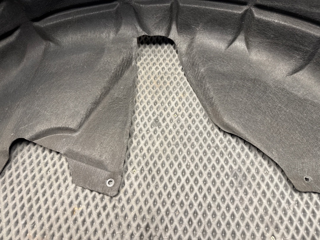 Подкрылок, 2710 рублей, Красноярск