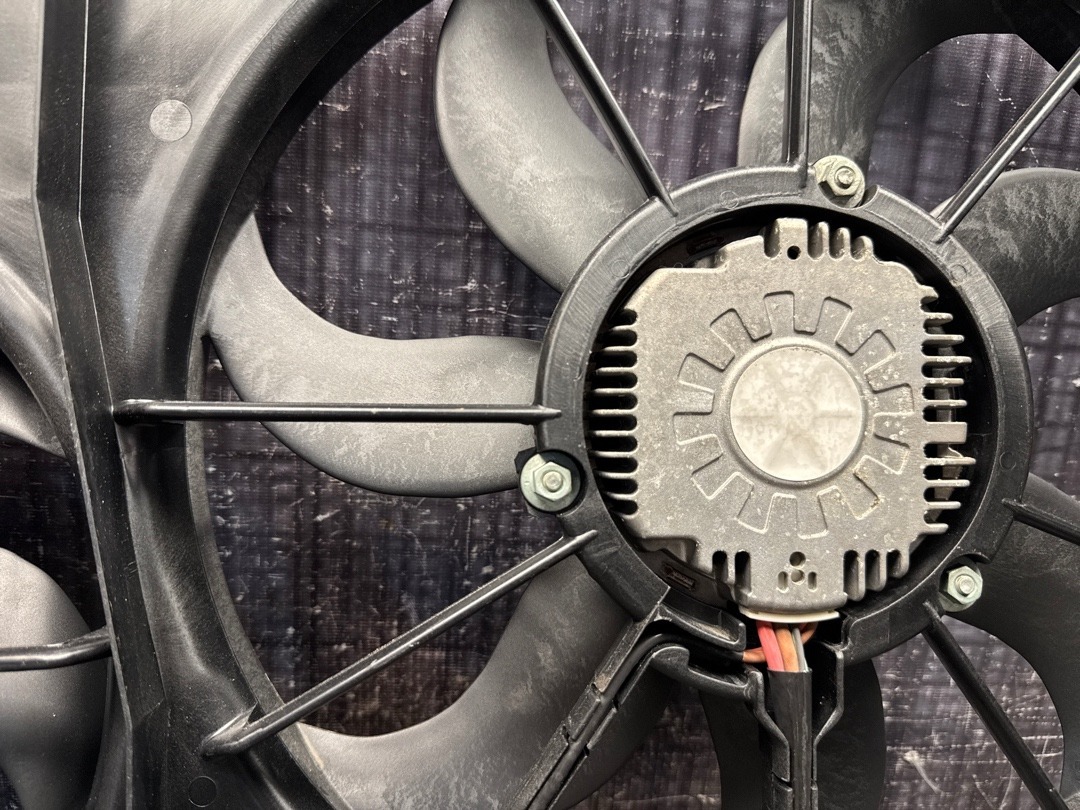 Вентилятор радиатора, 13620 рублей, Красноярск