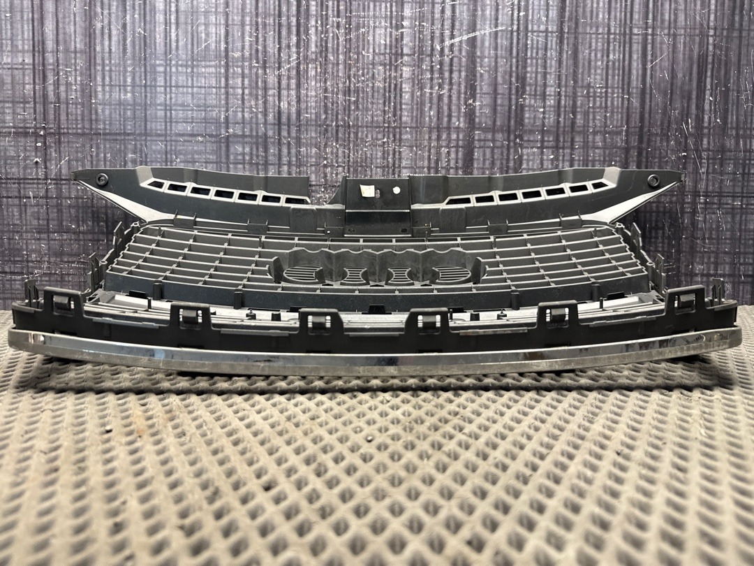 Решетка радиатора, 7430 рублей, Красноярск