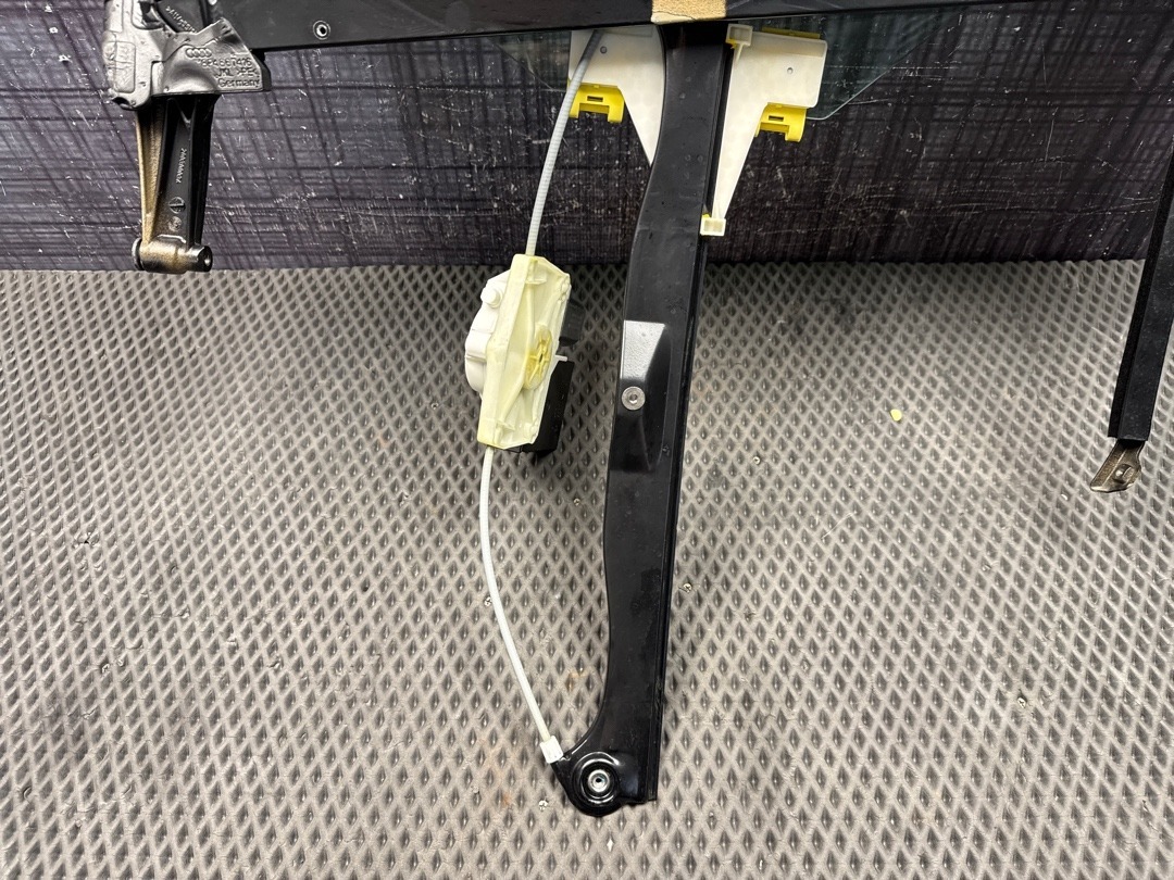 Стеклоподъемник, 1920 рублей, Красноярск