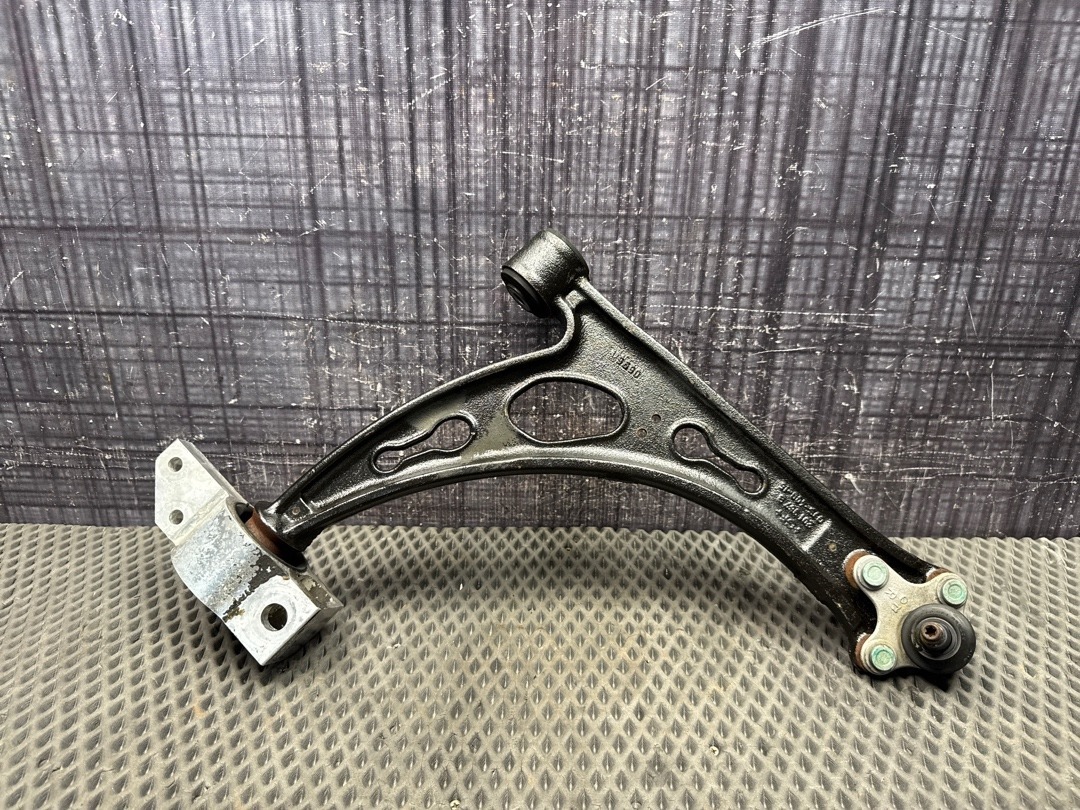 Рычаг подвески, 4110 рублей, Красноярск