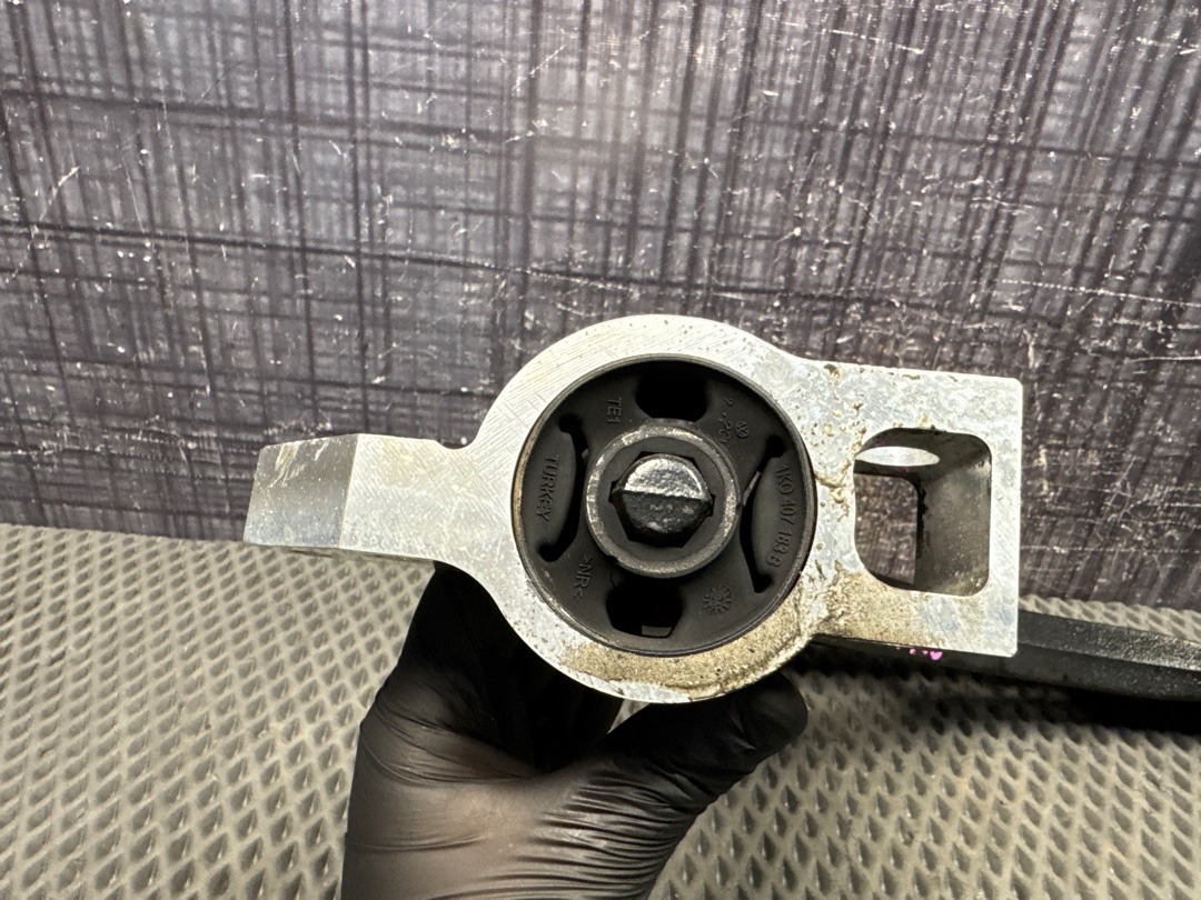 Рычаг подвески, 4110 рублей, Красноярск