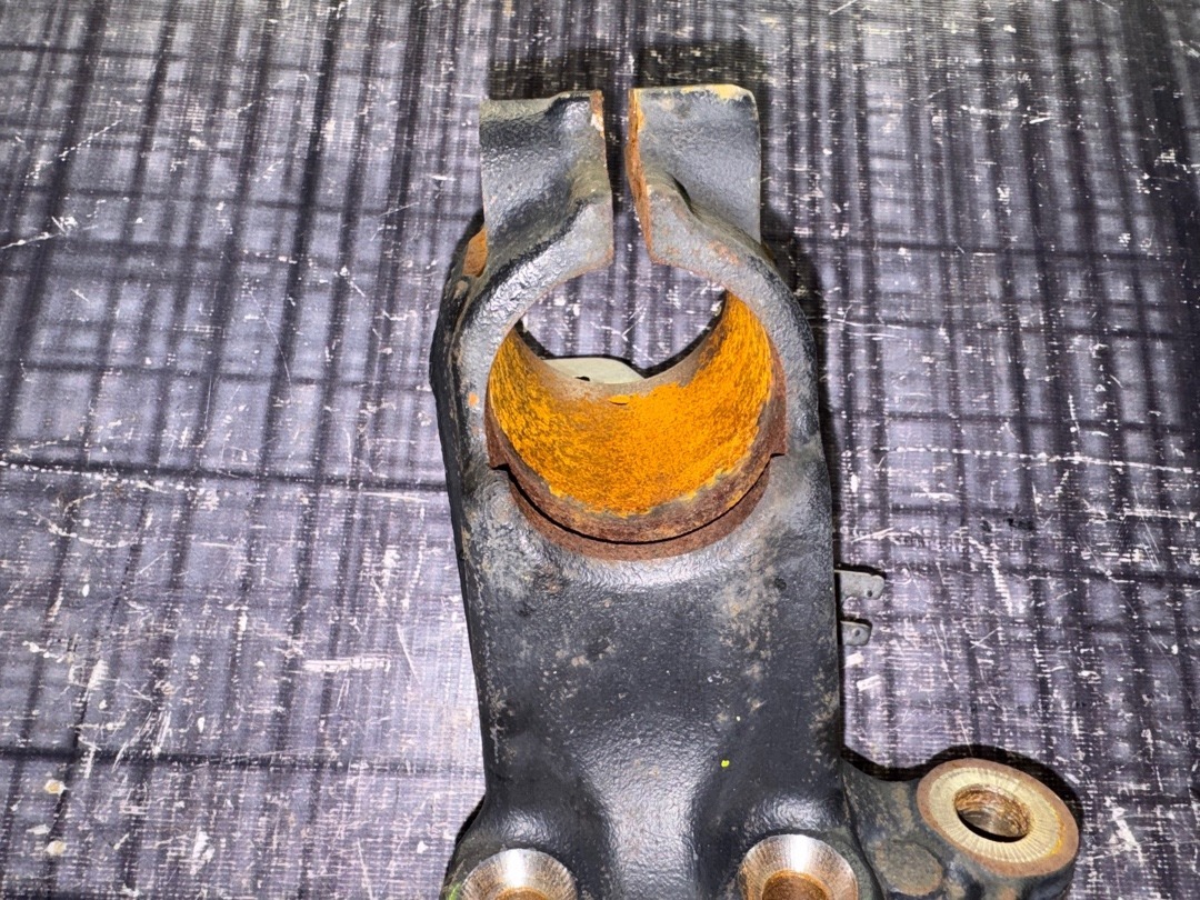 Поворотный кулак, 2370 рублей, Красноярск