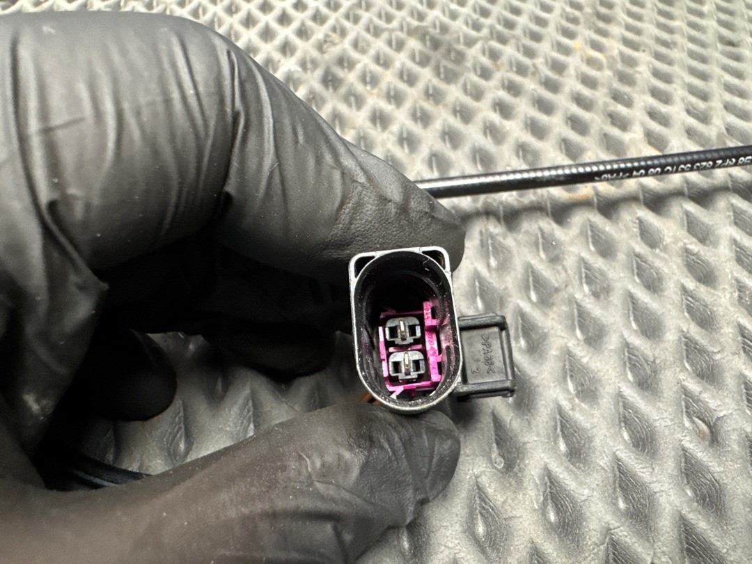 Замок капота, 1820 рублей, Красноярск