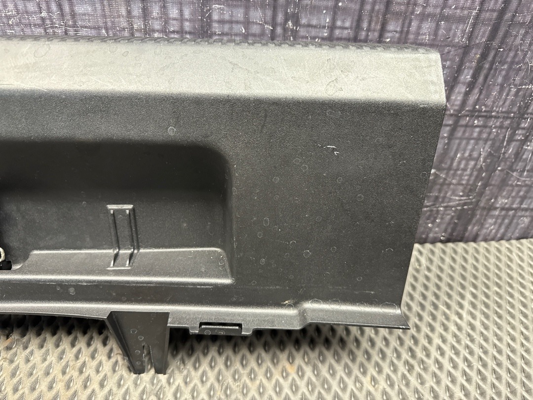 Пластик багажника, 1330 рублей, Красноярск