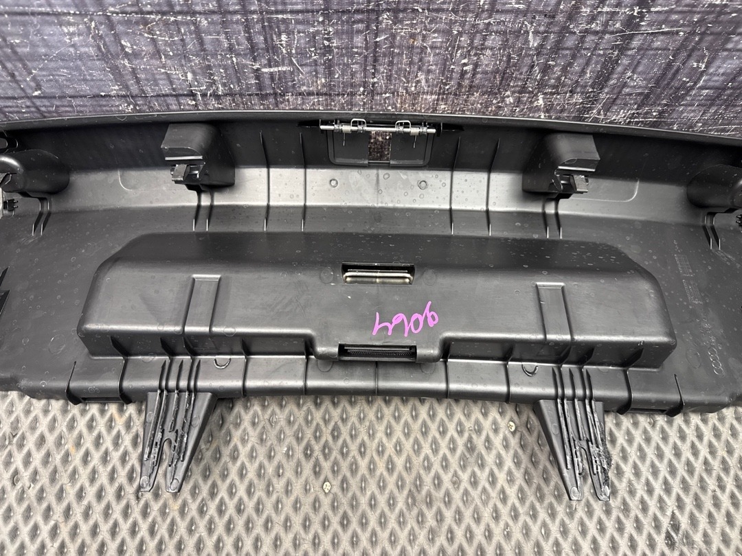 Пластик багажника, 1330 рублей, Красноярск