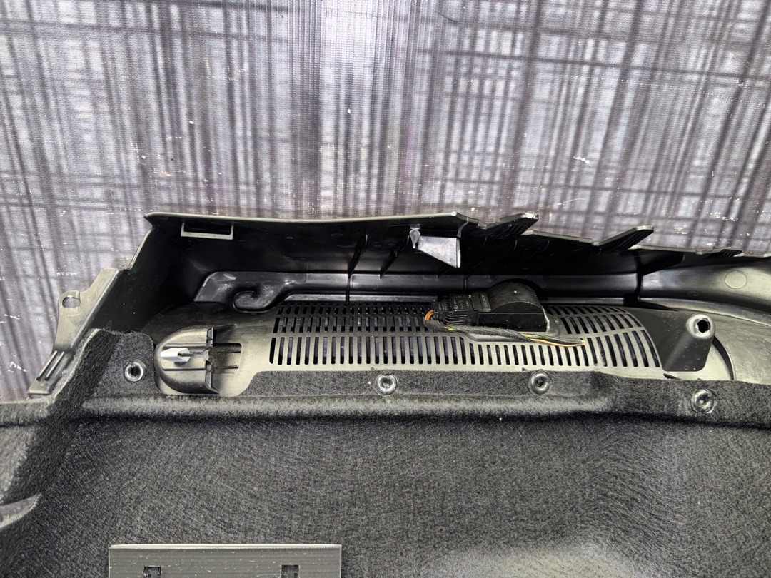 Обшивка багажника, 2990 рублей, Красноярск