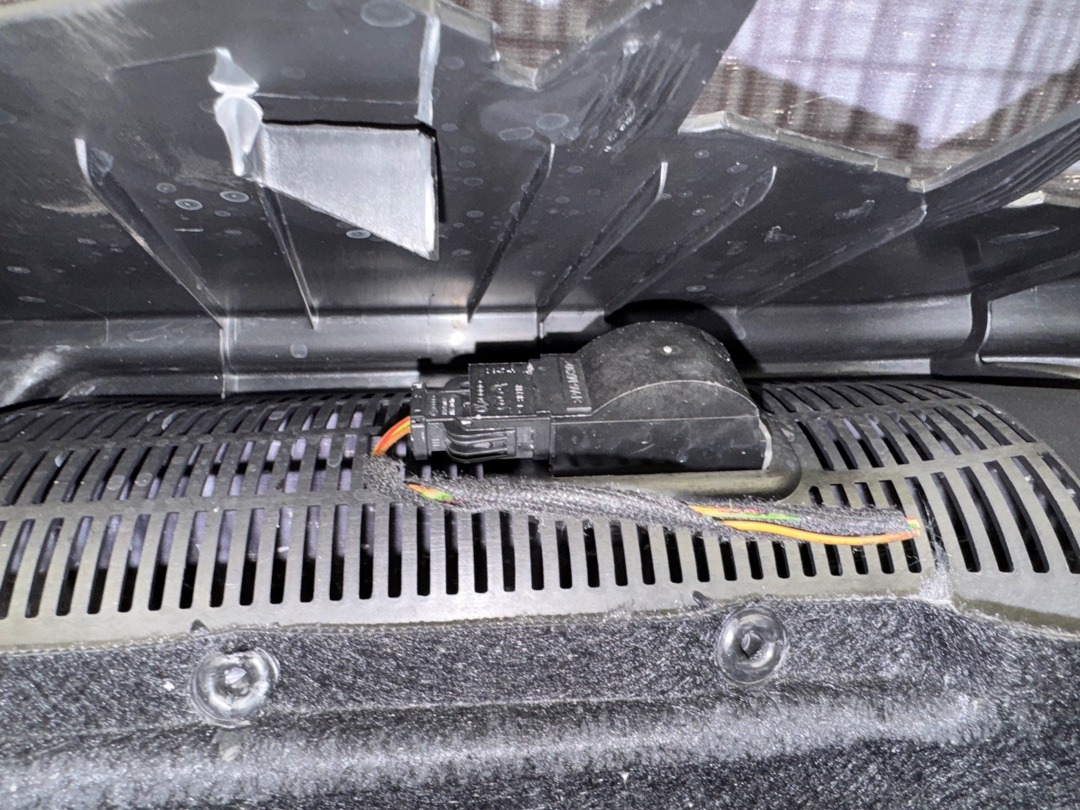 Обшивка багажника, 2990 рублей, Красноярск