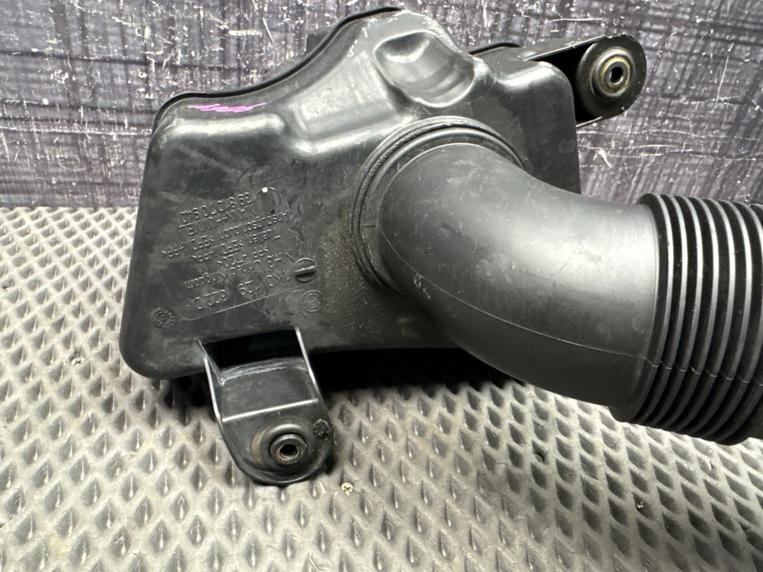 Резонатор воздушного фильтра, 2010 рублей, Красноярск