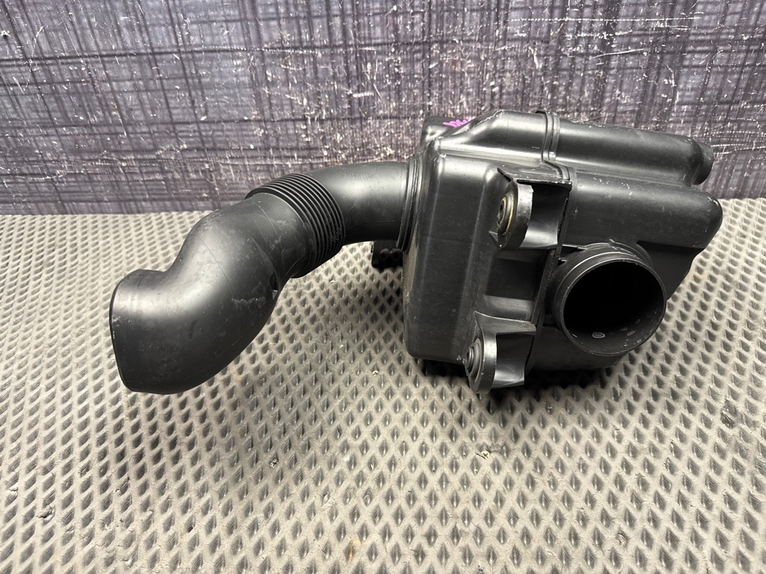 Резонатор воздушного фильтра, 2010 рублей, Красноярск