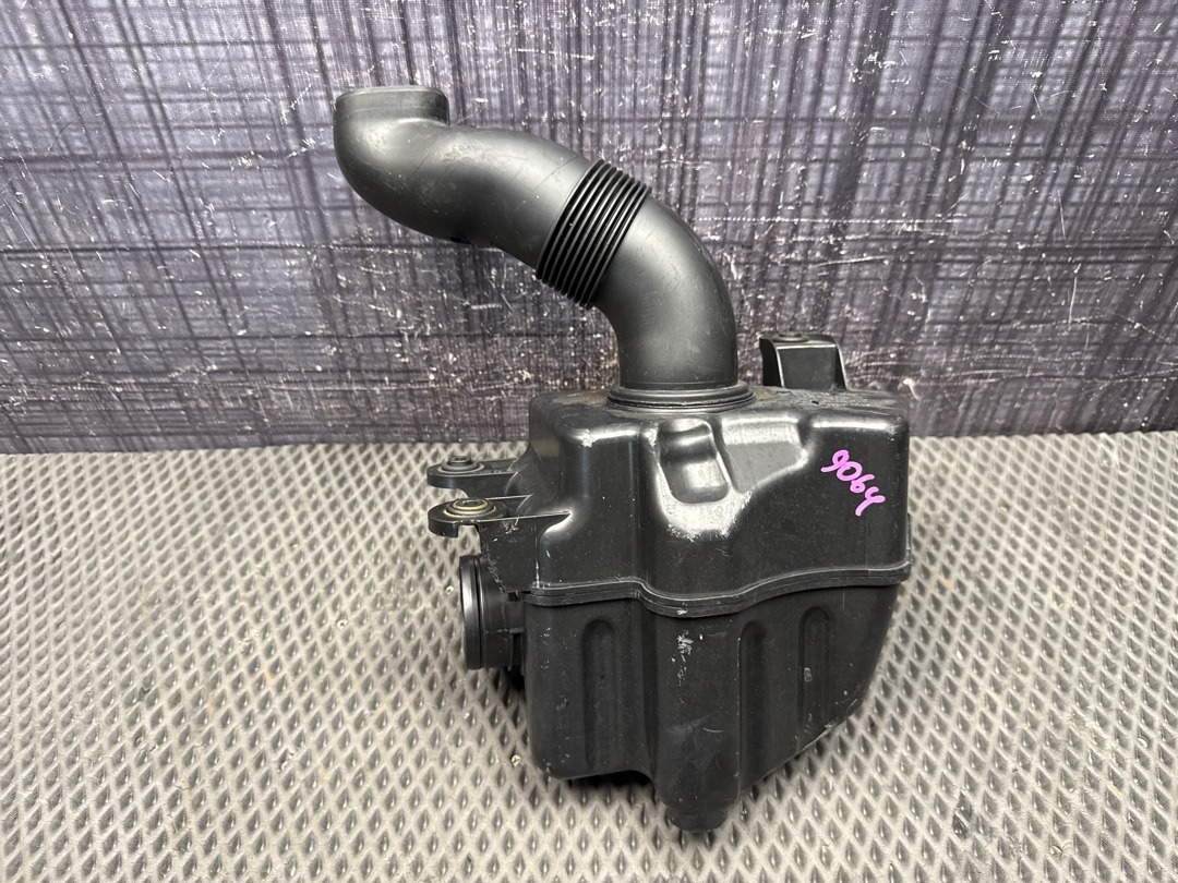 Резонатор воздушного фильтра, 2010 рублей, Красноярск