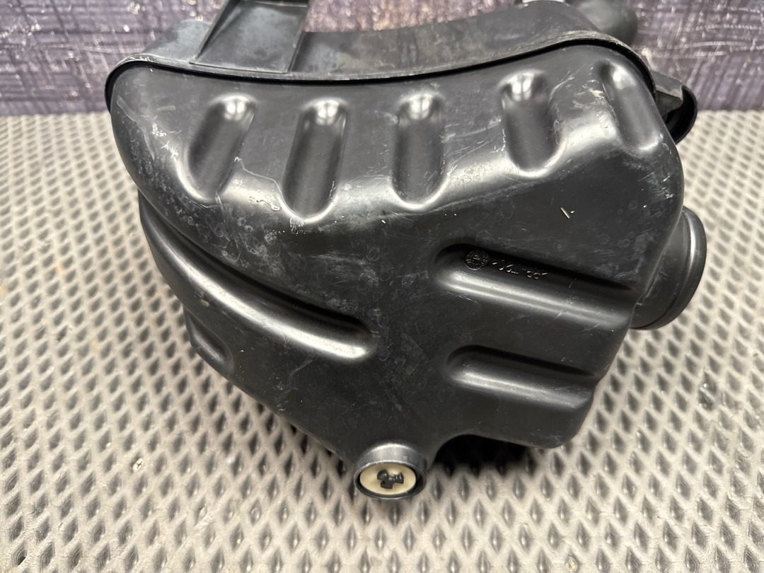 Резонатор воздушного фильтра, 2010 рублей, Красноярск