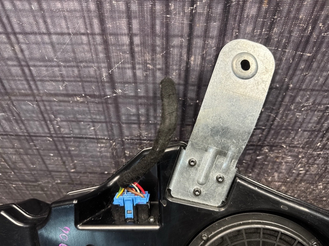 Сабвуфер, 2920 рублей, Красноярск