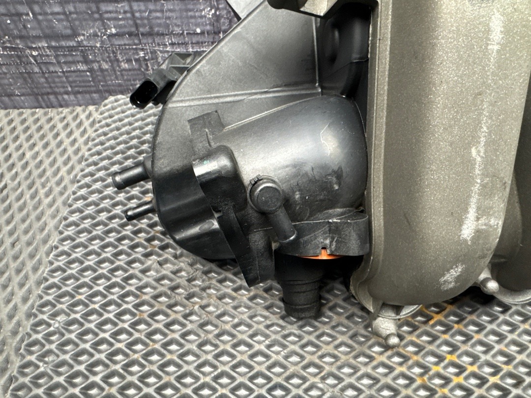 Коллектор впускной, 4220 рублей, Красноярск