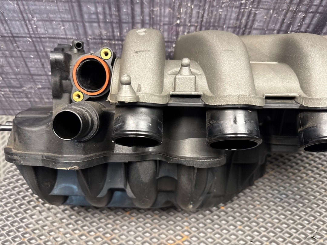 Коллектор впускной, 4220 рублей, Красноярск