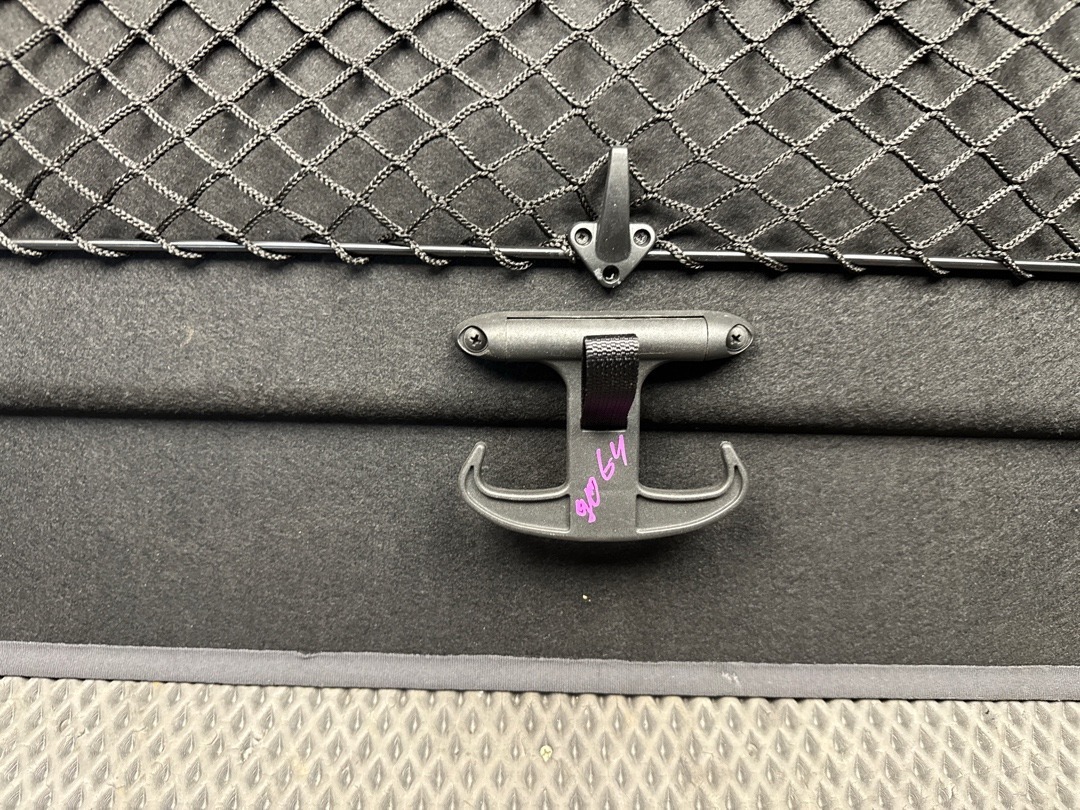 Полка багажника, 3730 рублей, Красноярск