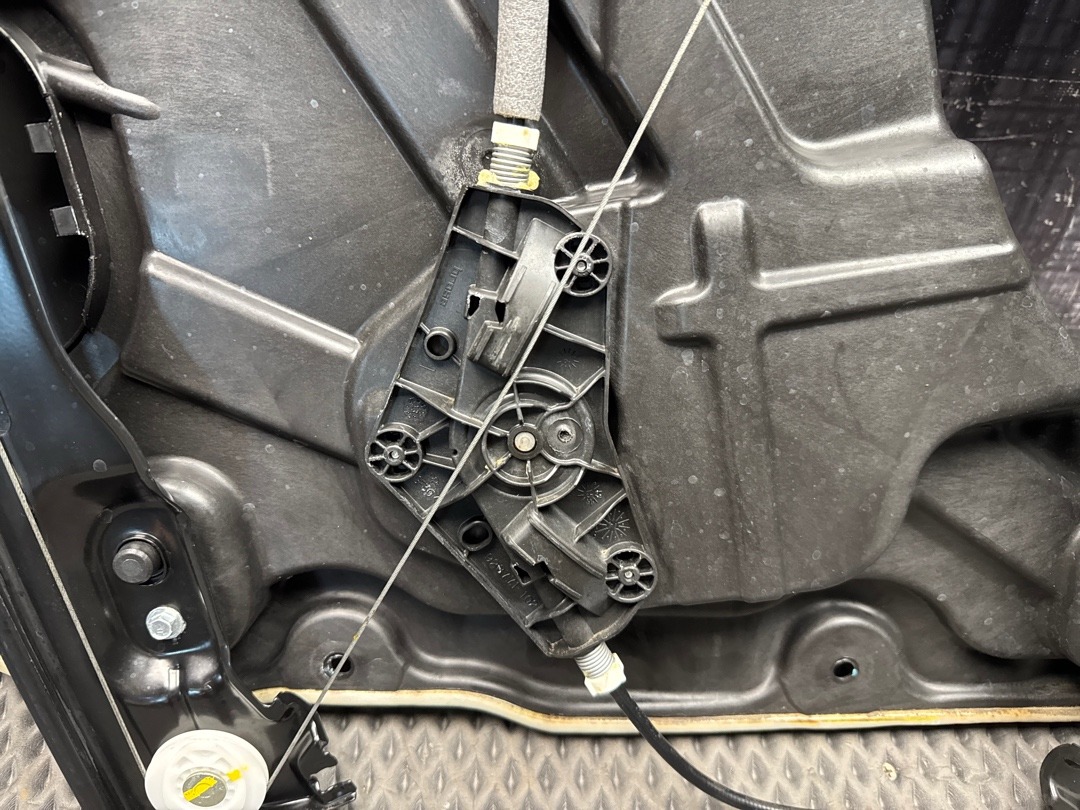 Стеклоподъемник, 3620 рублей, Красноярск