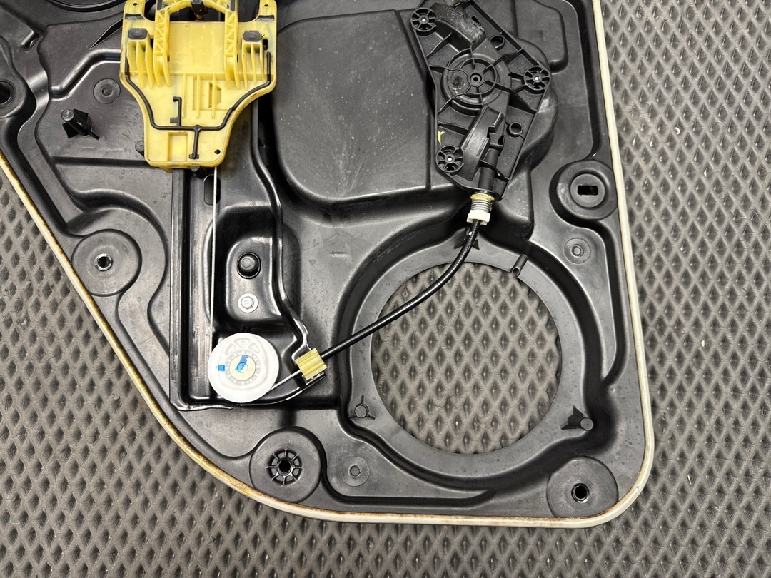 Стеклоподъемник, 1940 рублей, Красноярск