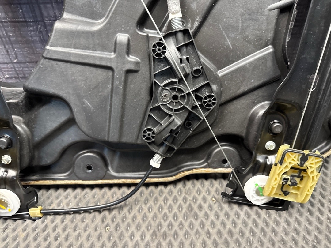 Стеклоподъемник, 3620 рублей, Красноярск