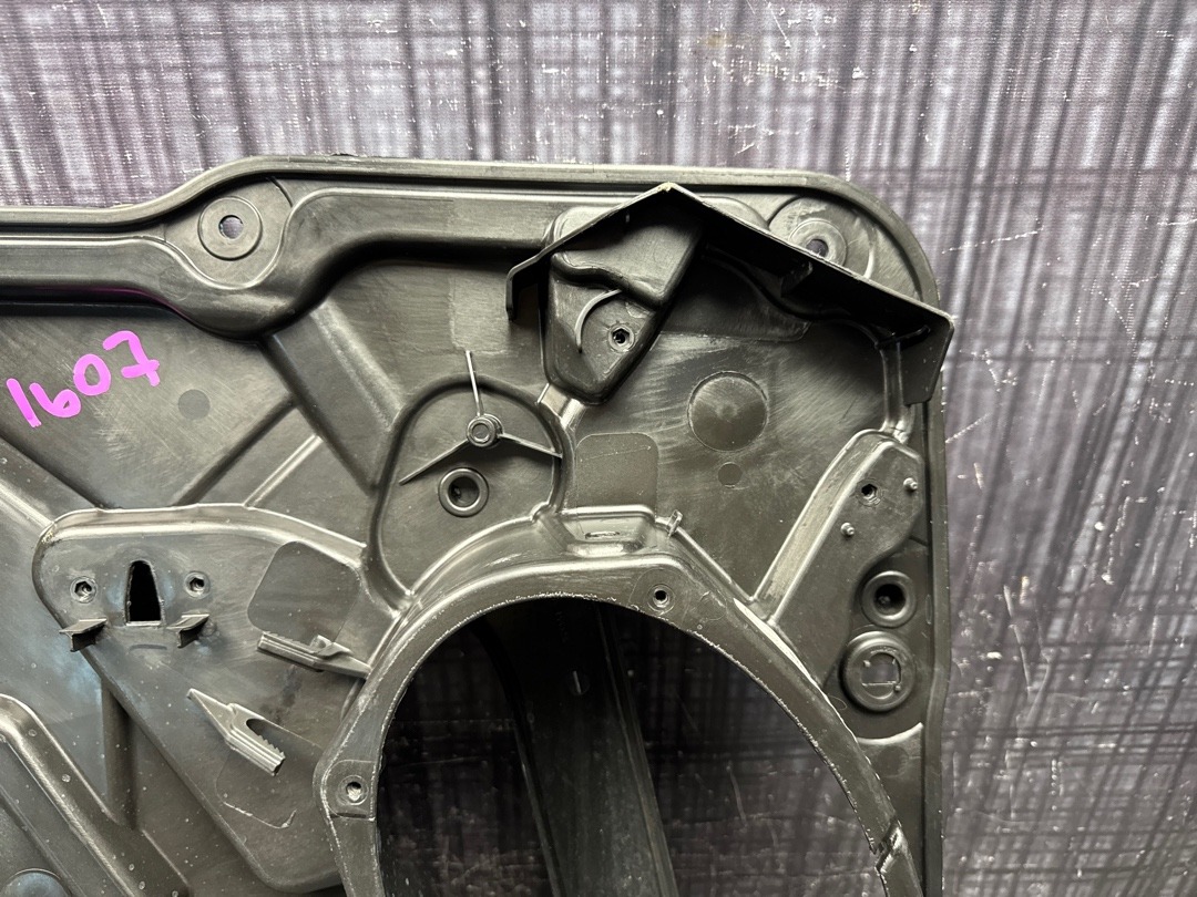 Стеклоподъемник, 3620 рублей, Красноярск