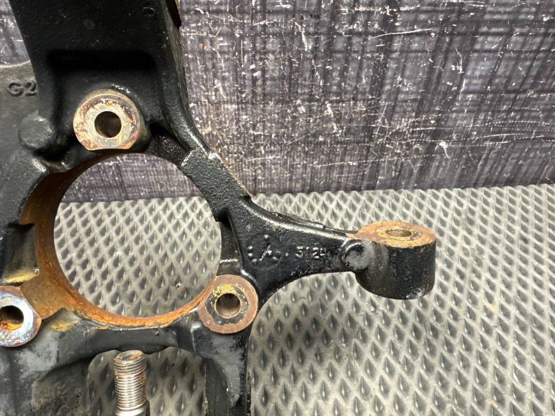 Поворотный кулак, 6710 рублей, Красноярск