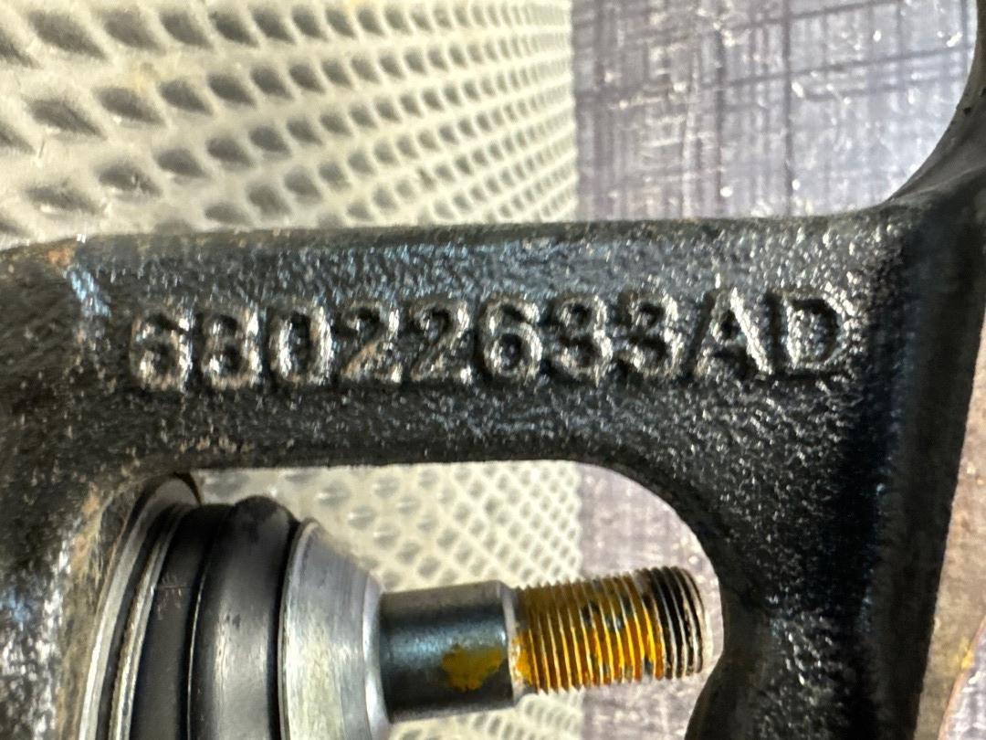 Поворотный кулак, 6710 рублей, Красноярск