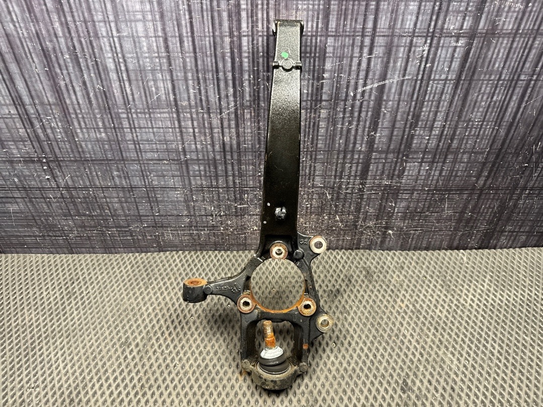 Поворотный кулак, 6710 рублей, Красноярск