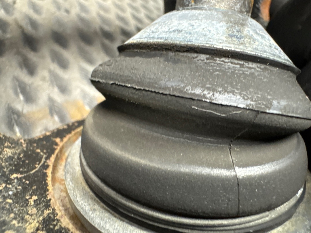 Поворотный кулак, 6710 рублей, Красноярск