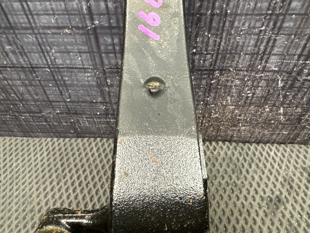 Поворотный кулак, 6710 рублей, Красноярск