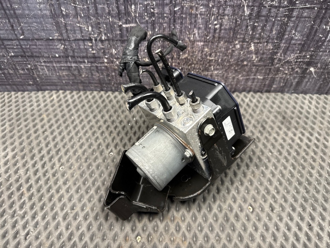 Блок ABS, 11210 рублей, Красноярск