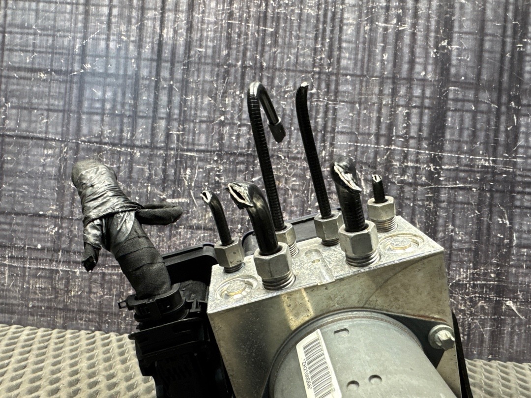 Блок ABS, 11210 рублей, Красноярск