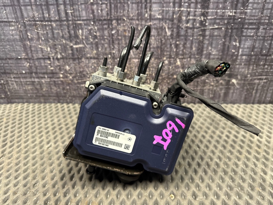 Блок ABS, 11210 рублей, Красноярск