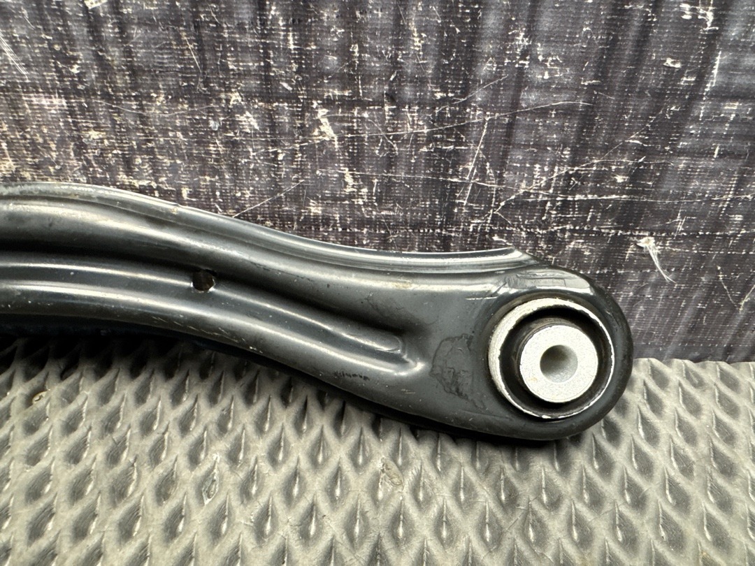 Рычаг подвески, 1360 рублей, Красноярск