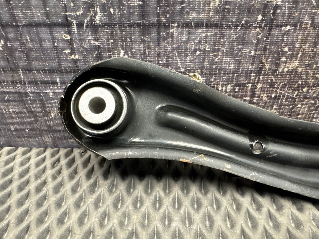 Рычаг подвески, 1360 рублей, Красноярск