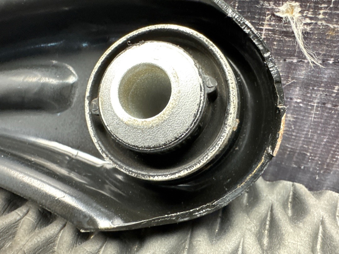 Рычаг подвески, 1360 рублей, Красноярск