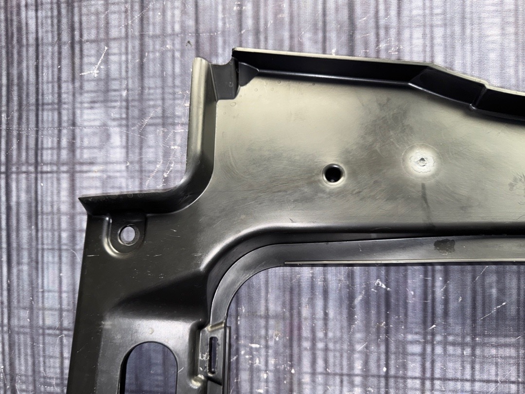 Пластик багажника, 2210 рублей, Красноярск