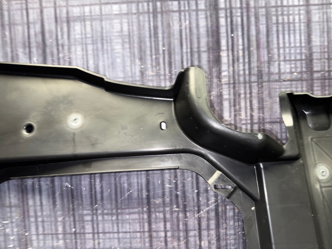 Пластик багажника, 2210 рублей, Красноярск