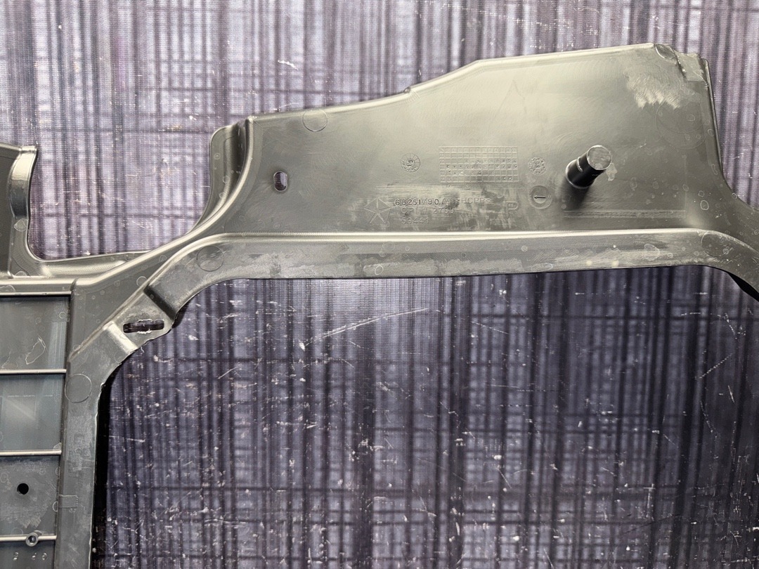 Пластик багажника, 2210 рублей, Красноярск