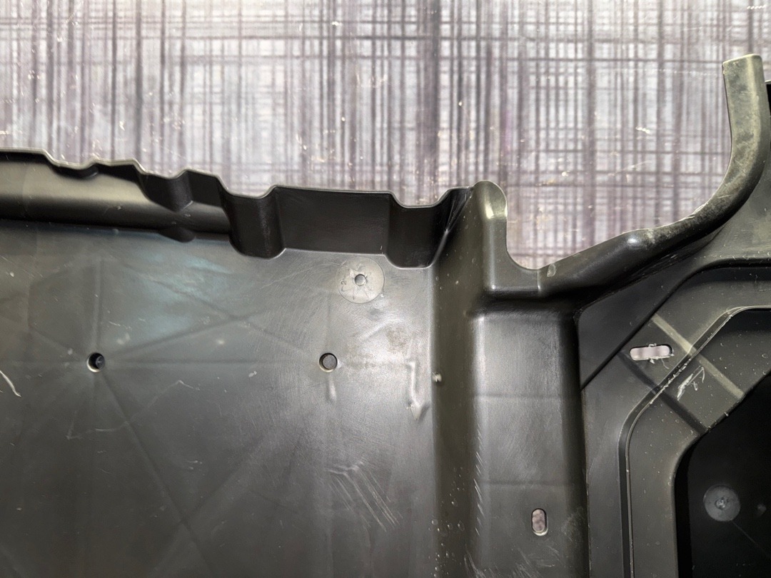 Пластик багажника, 2140 рублей, Красноярск