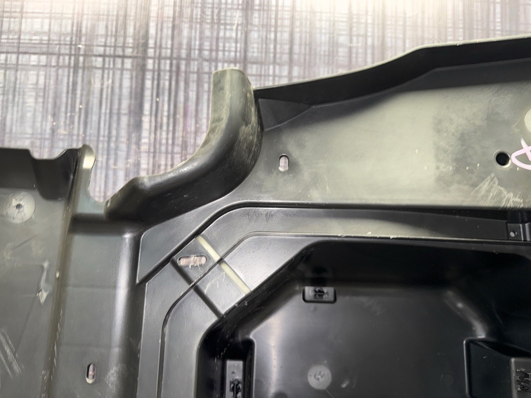 Пластик багажника, 2140 рублей, Красноярск