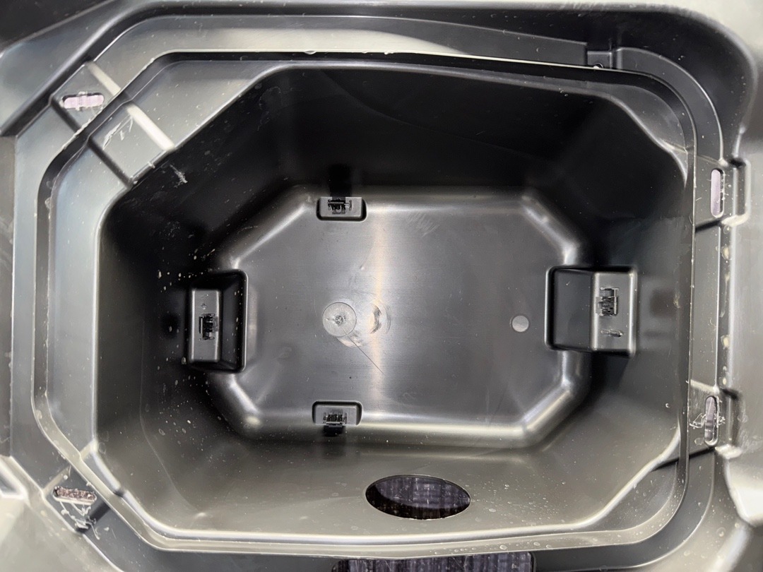 Пластик багажника, 2140 рублей, Красноярск