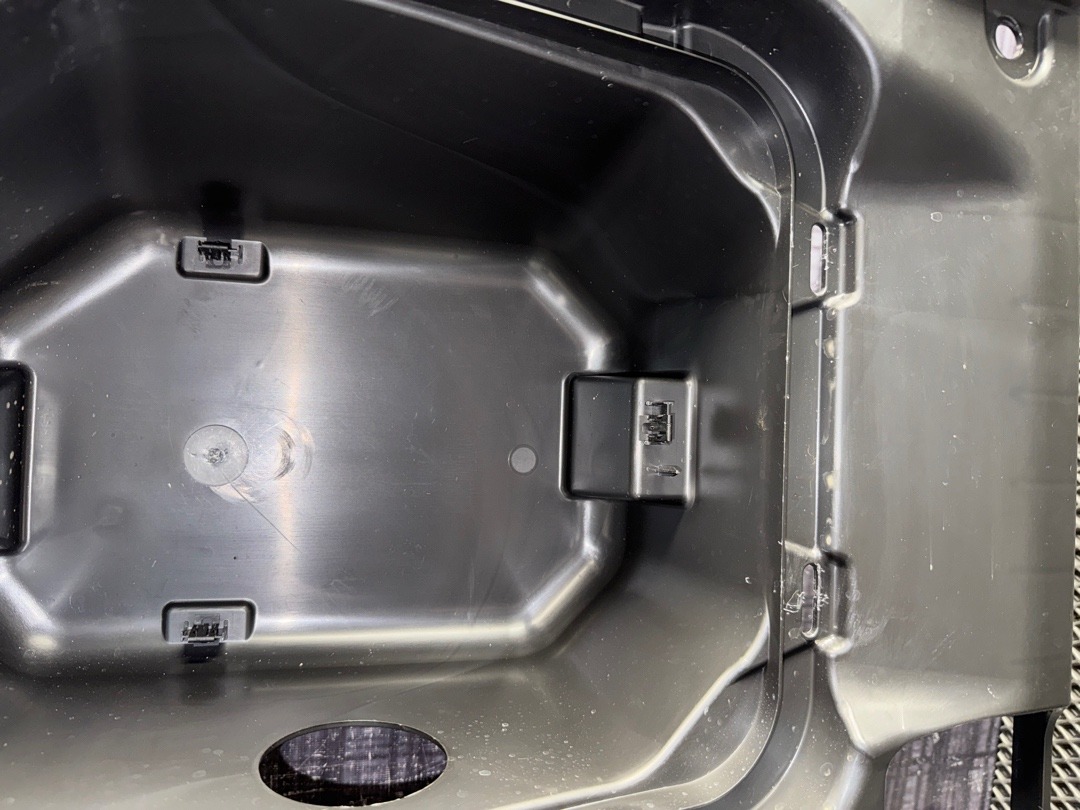 Пластик багажника, 2140 рублей, Красноярск