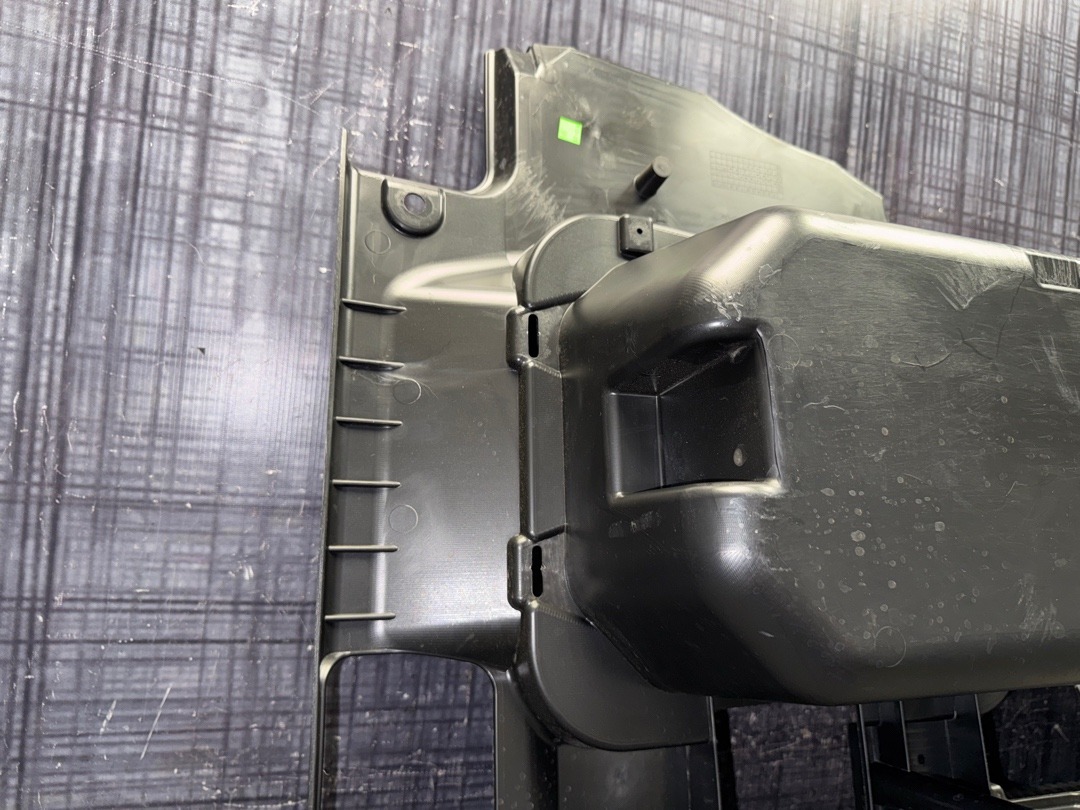 Пластик багажника, 2140 рублей, Красноярск