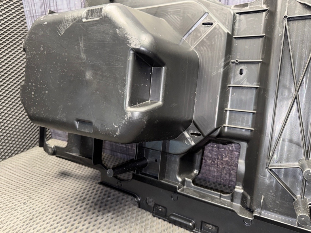 Пластик багажника, 2140 рублей, Красноярск