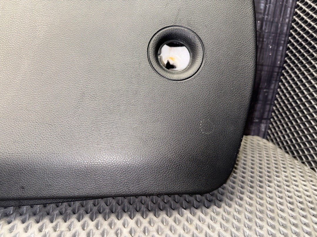 Обшивка крышки багажника, 3720 рублей, Красноярск