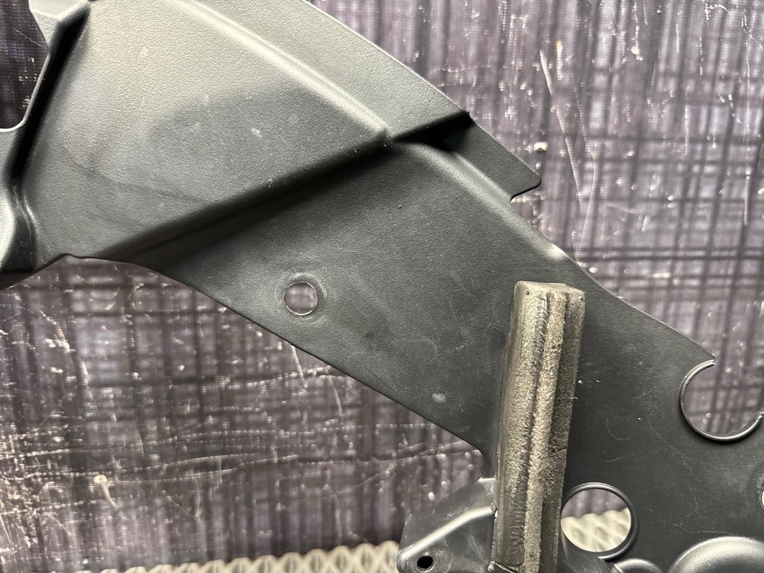 Пластик подкапотный, 3360 рублей, Красноярск